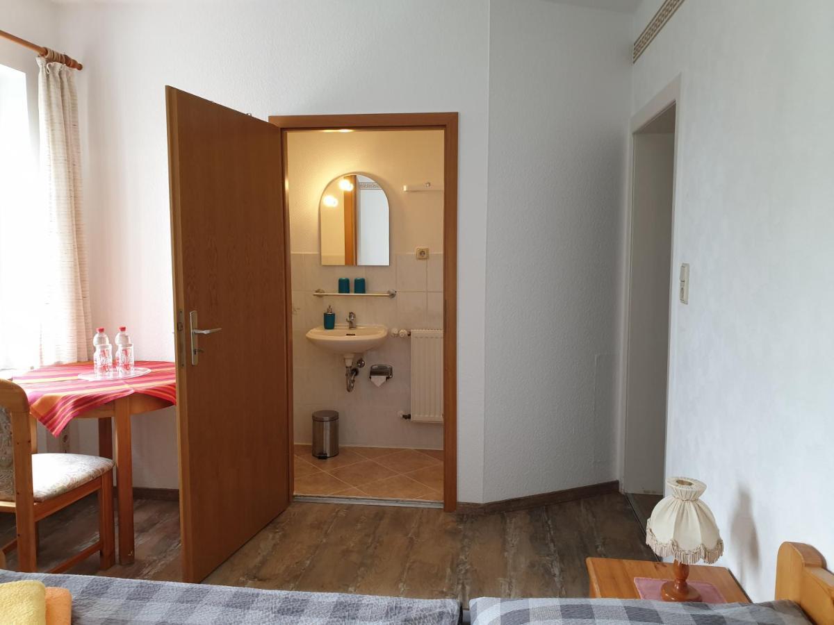 Kottmarschenke - Gaestezimmer Und Ferienwohnung Am Kottmar מראה חיצוני תמונה